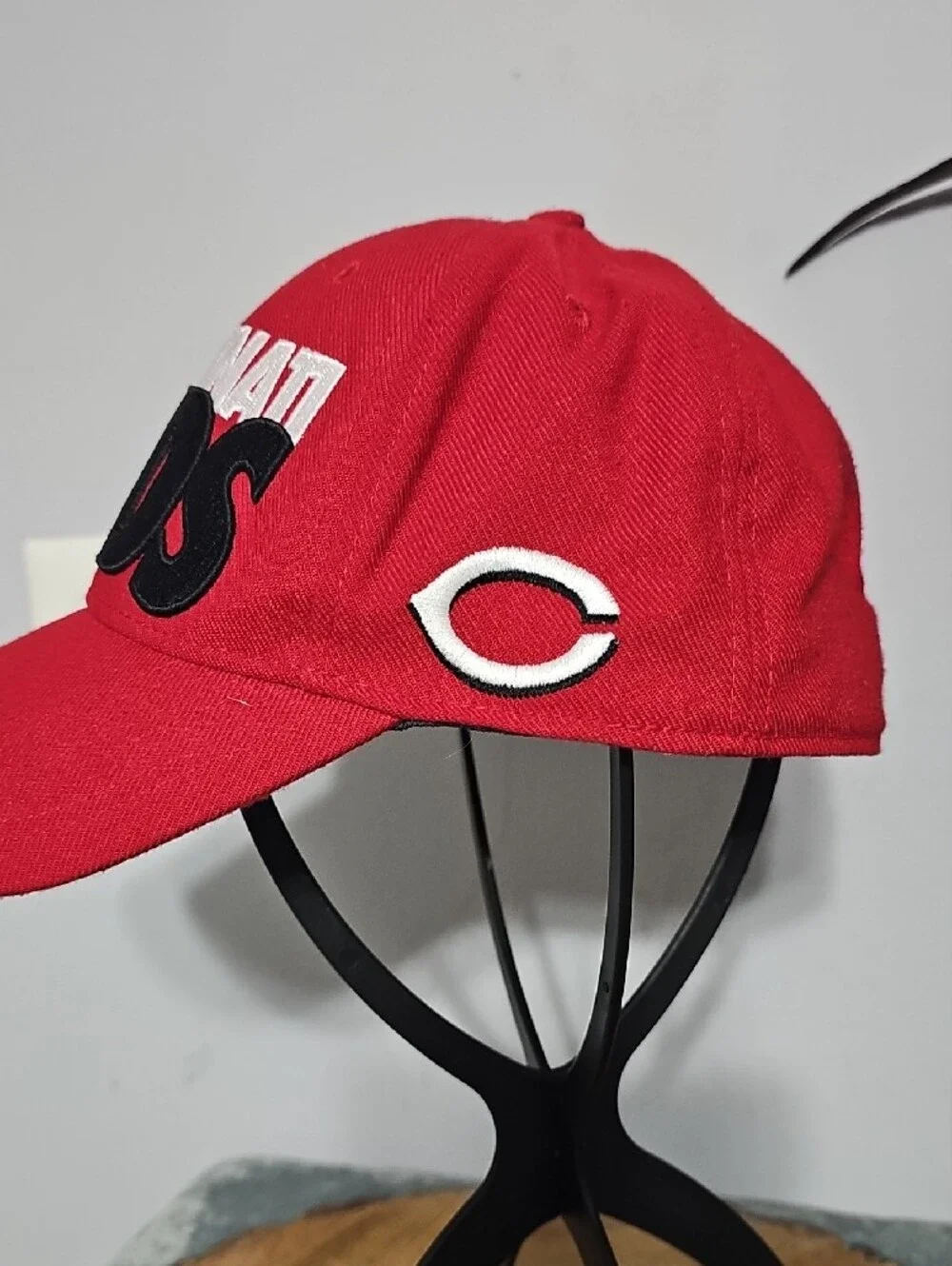Nike Red Cincinnati Reds Baseball Hat with Black Embroidery